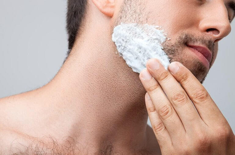 男性髭